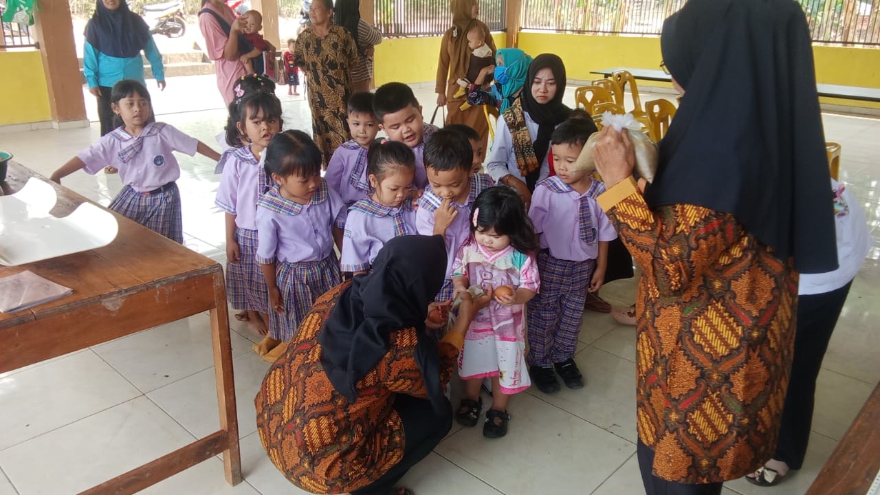 Tingkatkan Kesehatan Ibu dan Anak, Posyandu Dusun 2 Desa Sukamaju Gelar Layanan Kesehatan Rutin tiap bulanya
